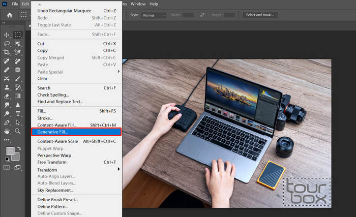Photoshop: Wasserzeichen entfernen (Generative Füllung)